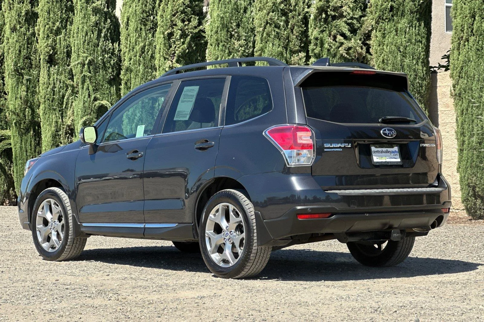 Used 2018 Crystal Black Silica Subaru Touring image 6