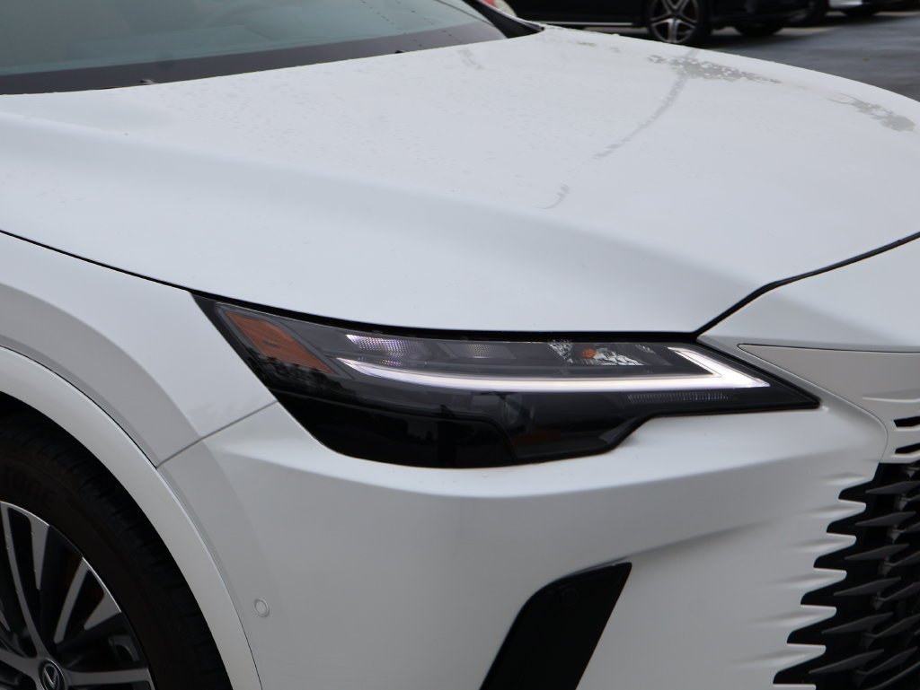 Used 2024 White Pearl Lexus 350 Premium Plus image 6