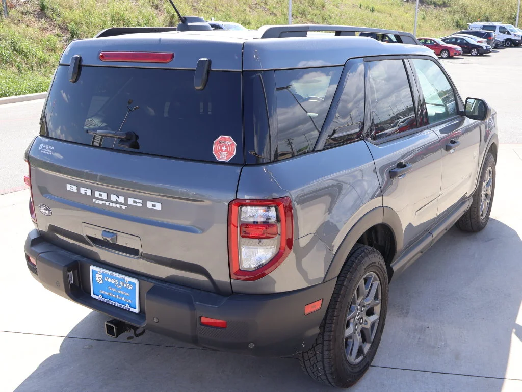 New 2026 Carbonized Gray Metallic Ford Big Bend® image 5