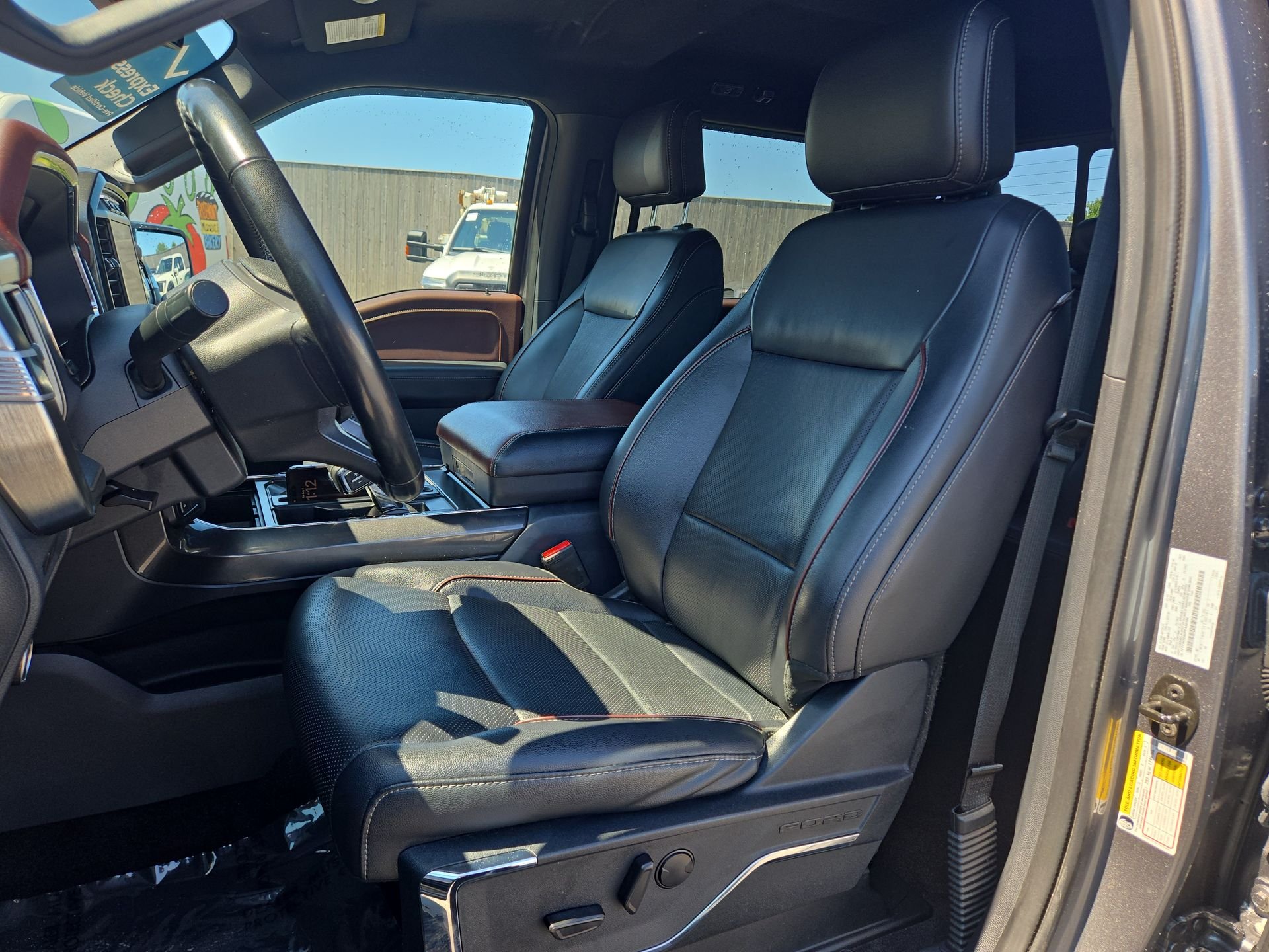 Used 2023 Gray Ford Lariat image 6