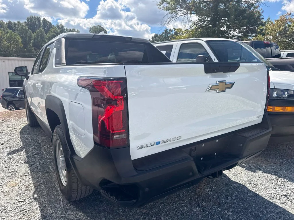 Used 2024 White Chevrolet Work Truck image 4