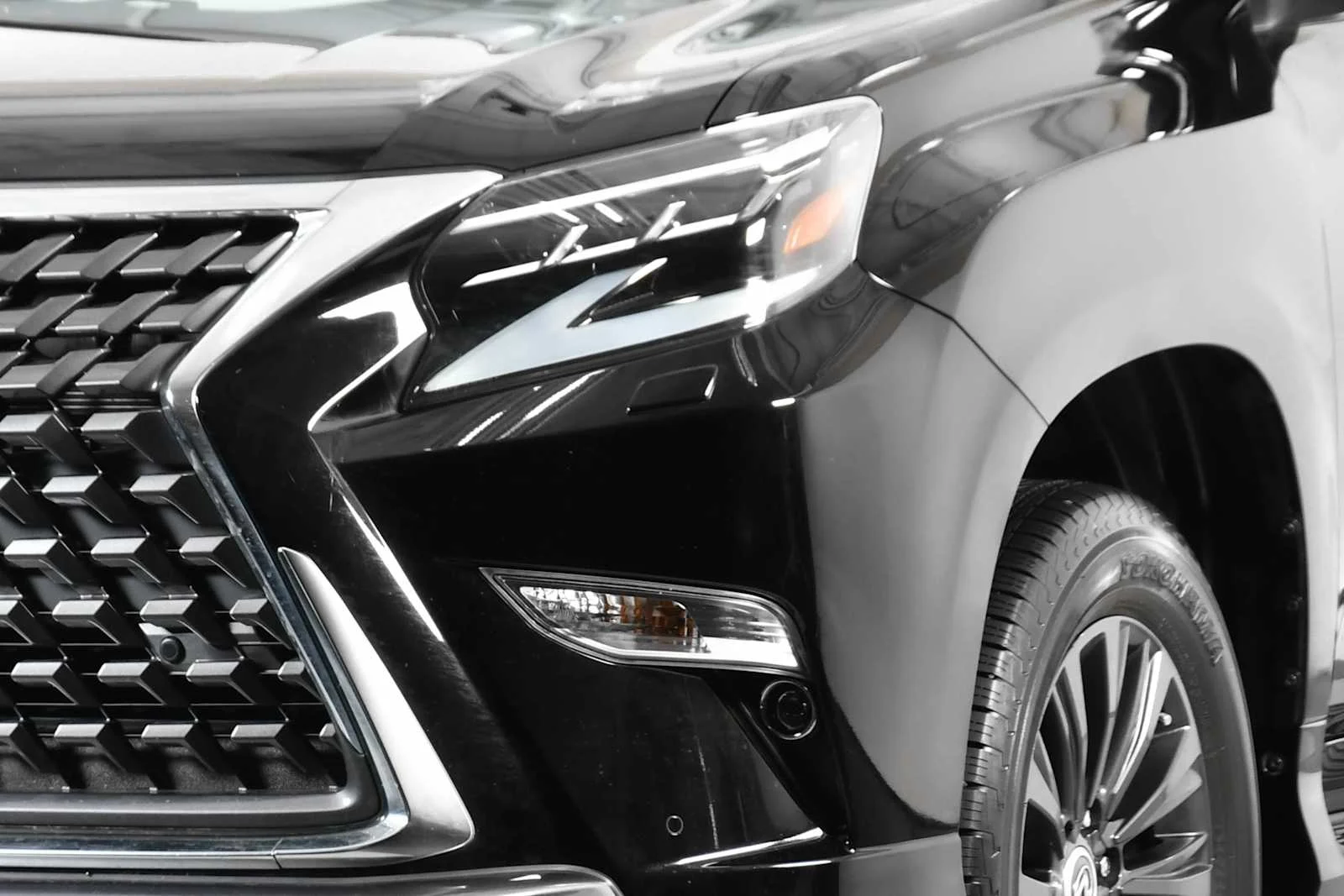 Certified Used 2023 BLACK Lexus Luxury image 11