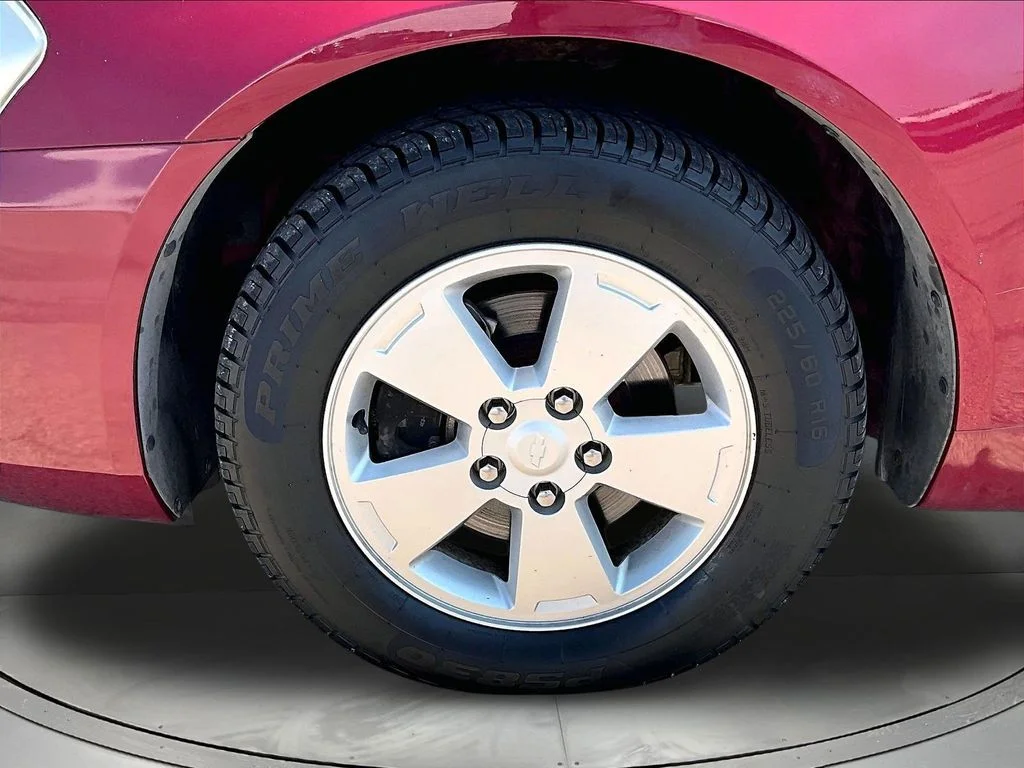 Used 2006 Red Chevrolet LT image 31