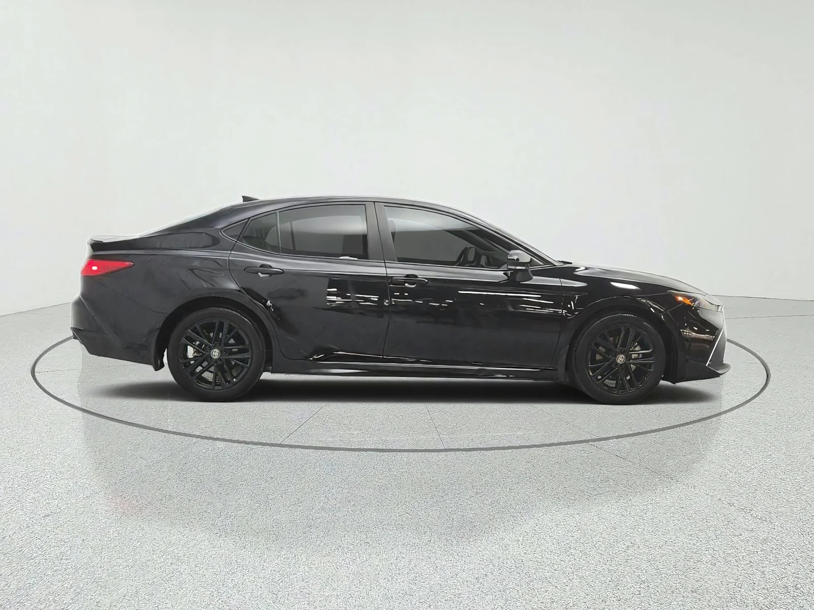 Used 2025 Midnight Black Metallic Toyota SE (Natl) image 4