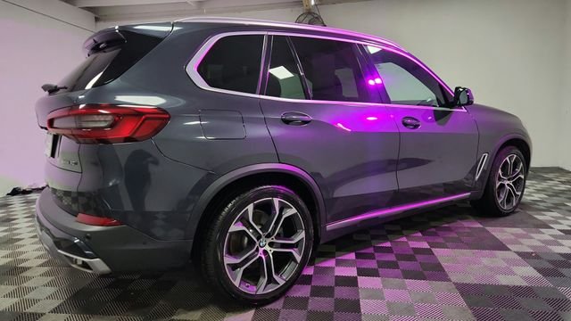 Used 2020 Gray BMW sDrive40i image 7