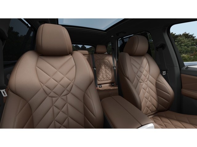 New 2026 Manhattan Green Metallic BMW xDrive50e image 11