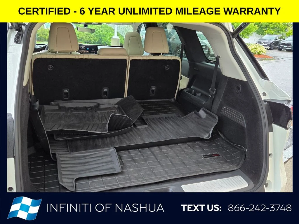 Certified Used 2023 White INFINITI PURE image 22
