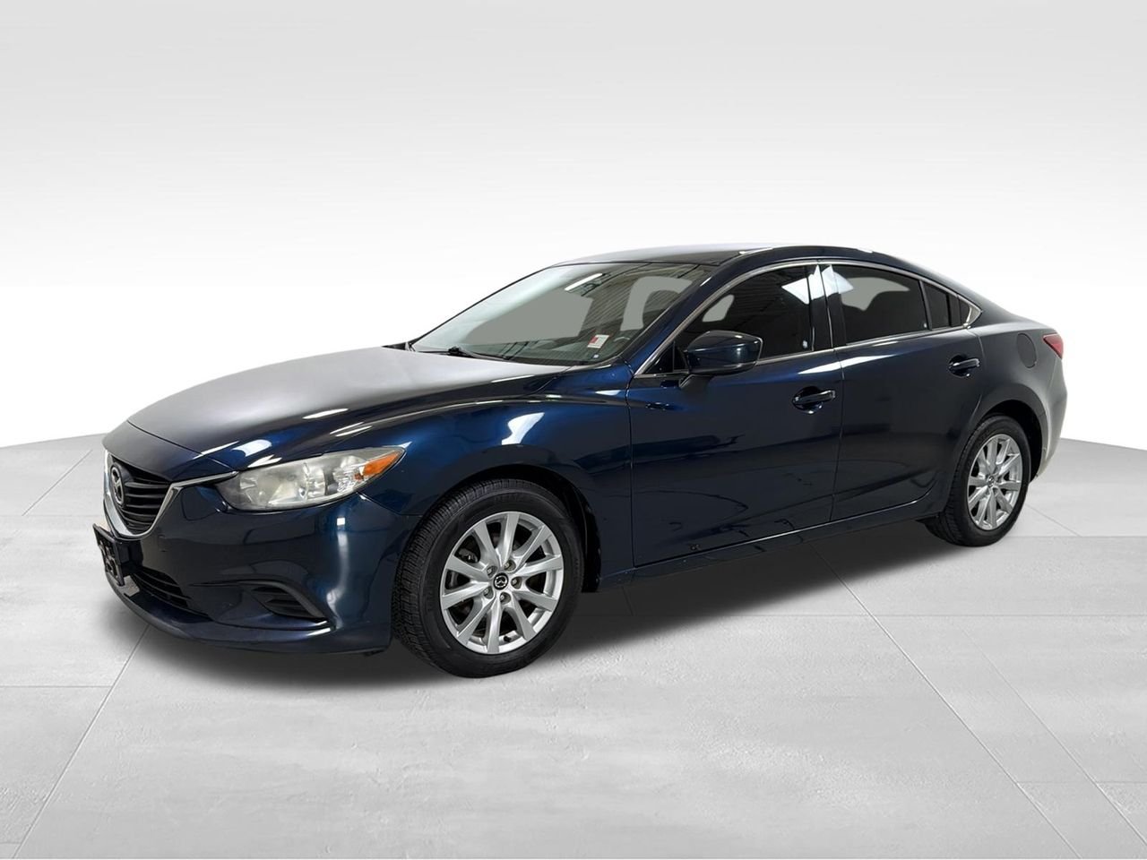 2017 Mazda EZ-6 i Sport Auto's photo