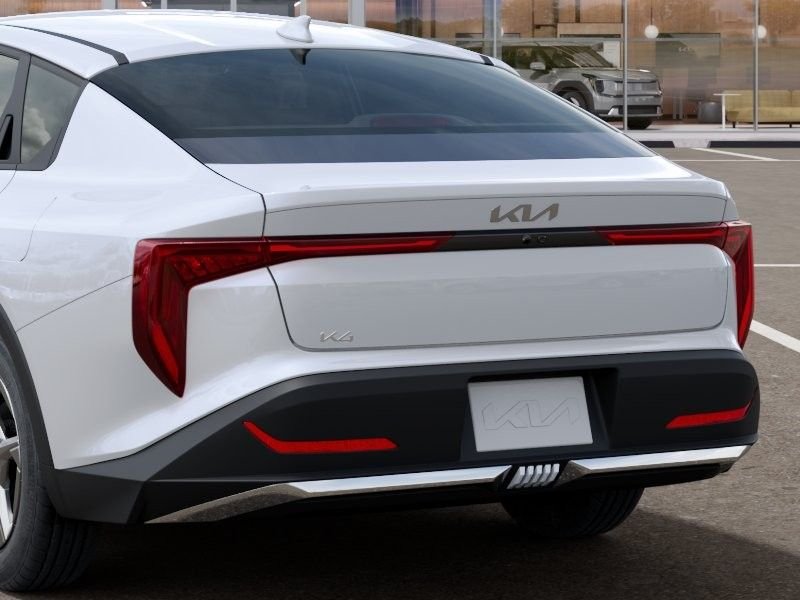 New 2026 Snow White Pearl Kia LXS image 13