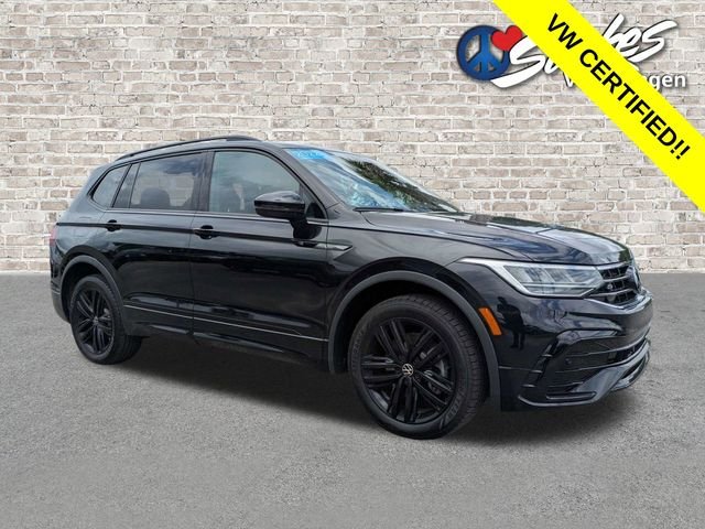 2022 Volkswagen Tiguan 2.0T SE R-Line Black