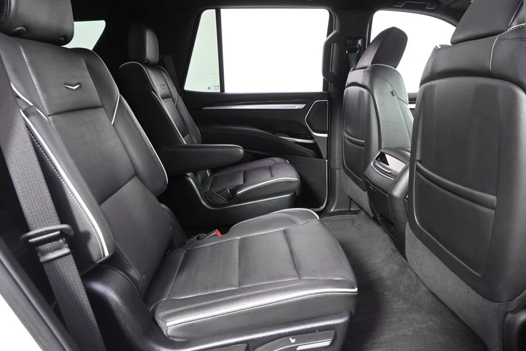 Used 2025 Crystal White Tricoat Cadillac Premium Luxury image 18