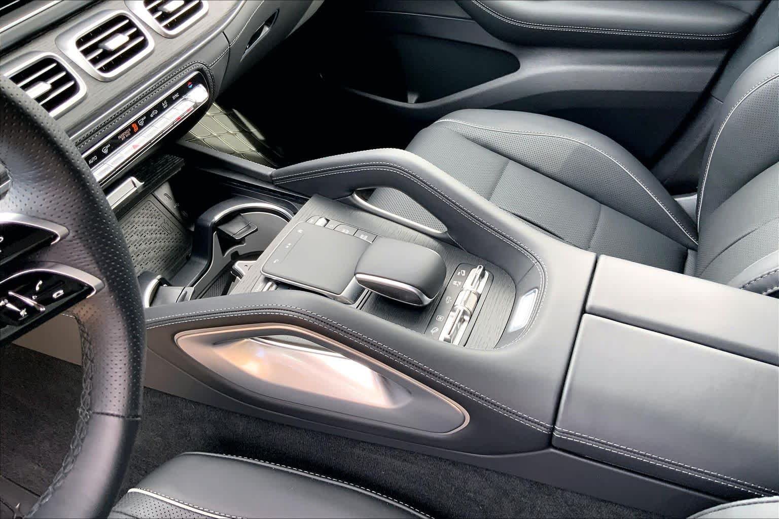 Certified Used 2026 Obsidian Black Metallic Mercedes-Benz GLS 580 image 15