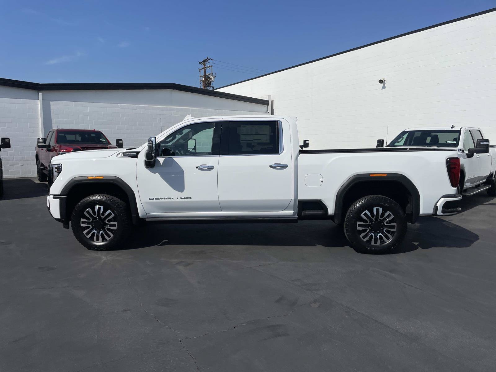 New 2026 Summit White GMC Denali Ultimate image 3