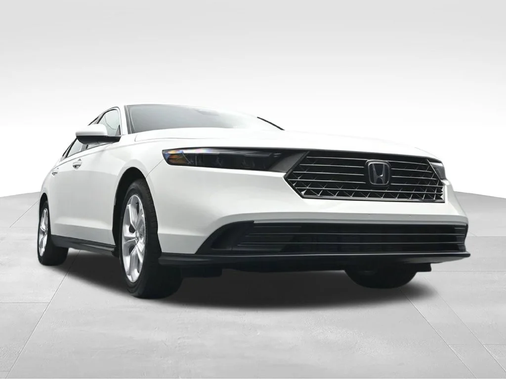 New 2026 Platinum White Pearl Honda LX image 41