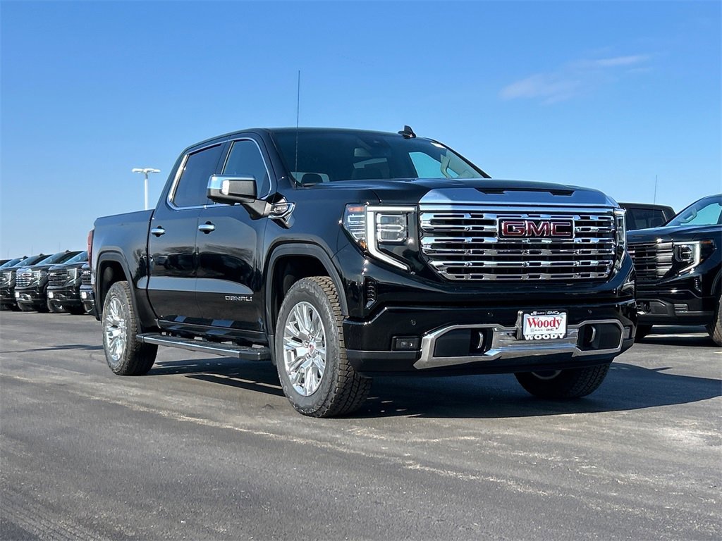 2026 GMC SIERRA - Image 1