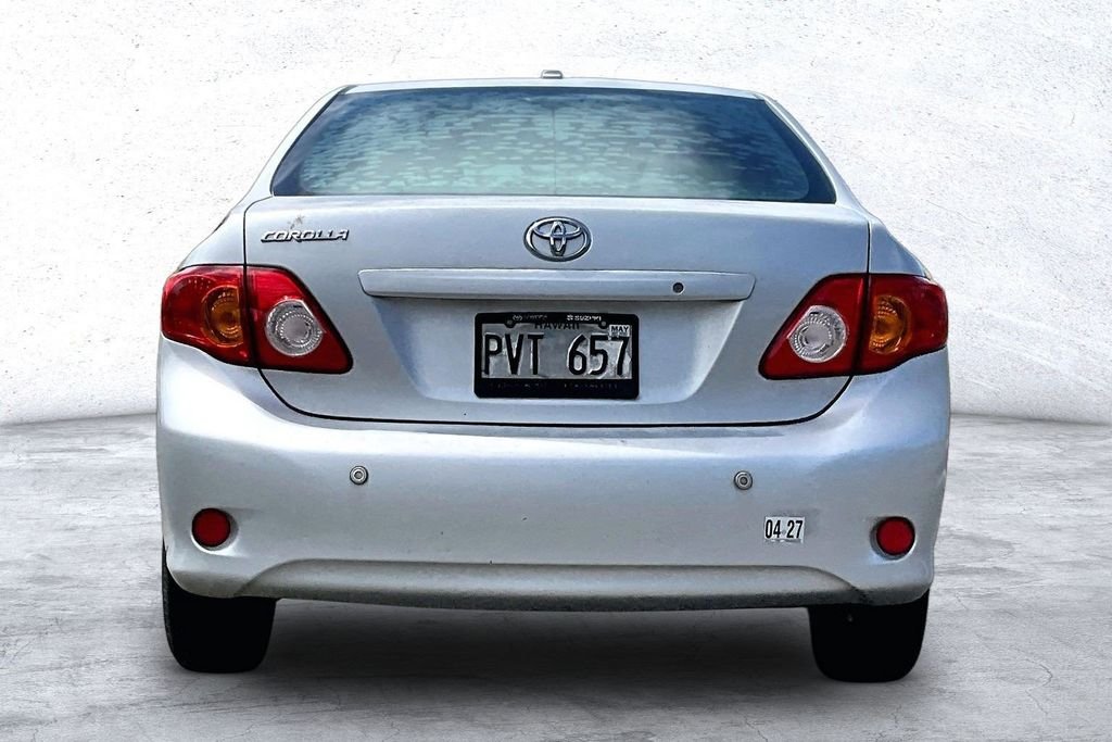 Used 2009 Silver Toyota Base image 4