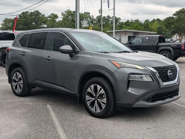 Used 2023 Gray Nissan SV image 7