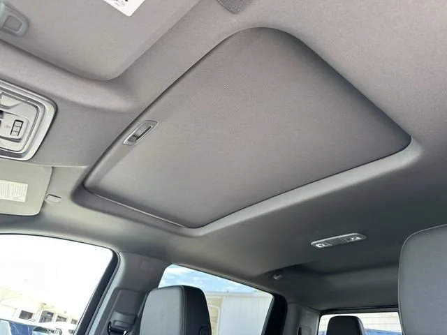 New 2026 Glacier White Tricoat GMC SLT image 21