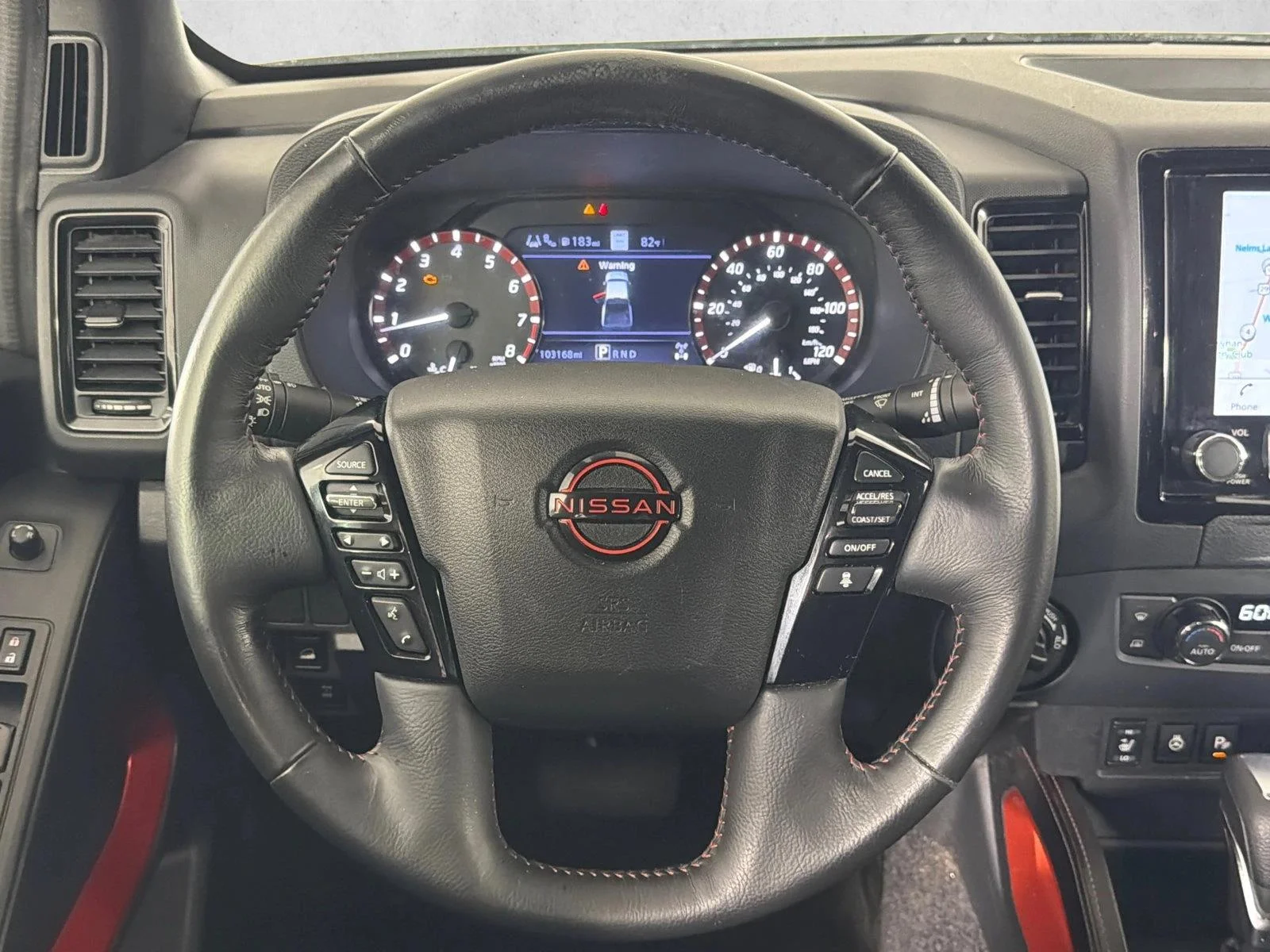 Used 2022 Whtie Nissan PRO-4X image 22
