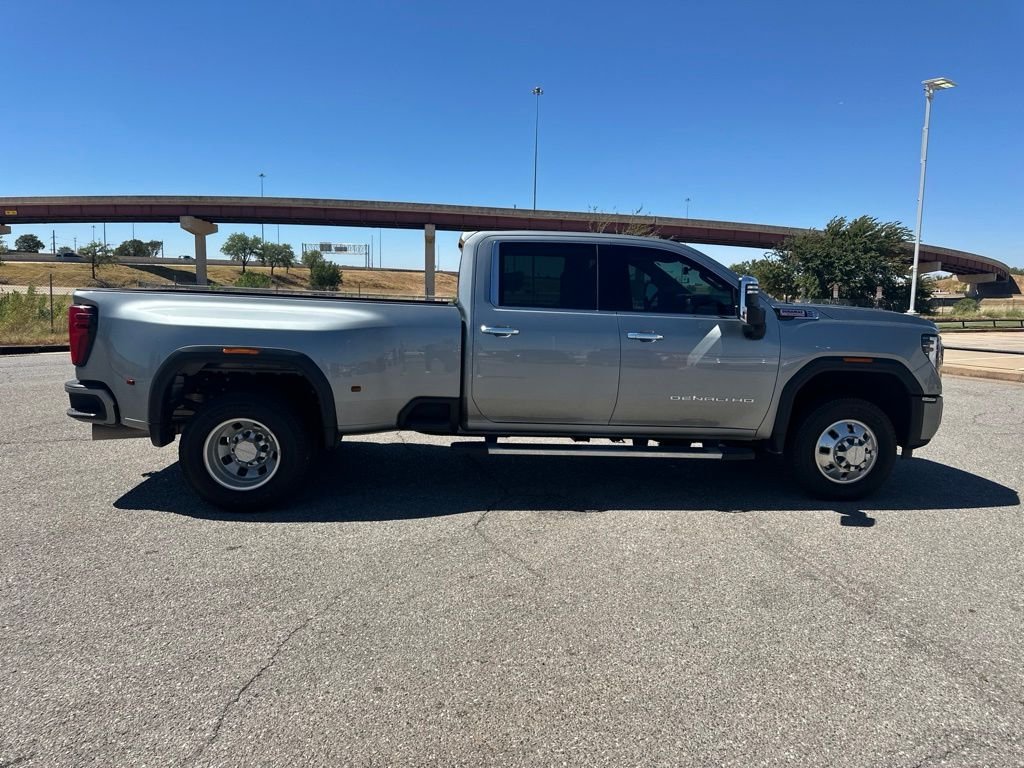Used 2024 Sterling Metallic GMC Denali image 5