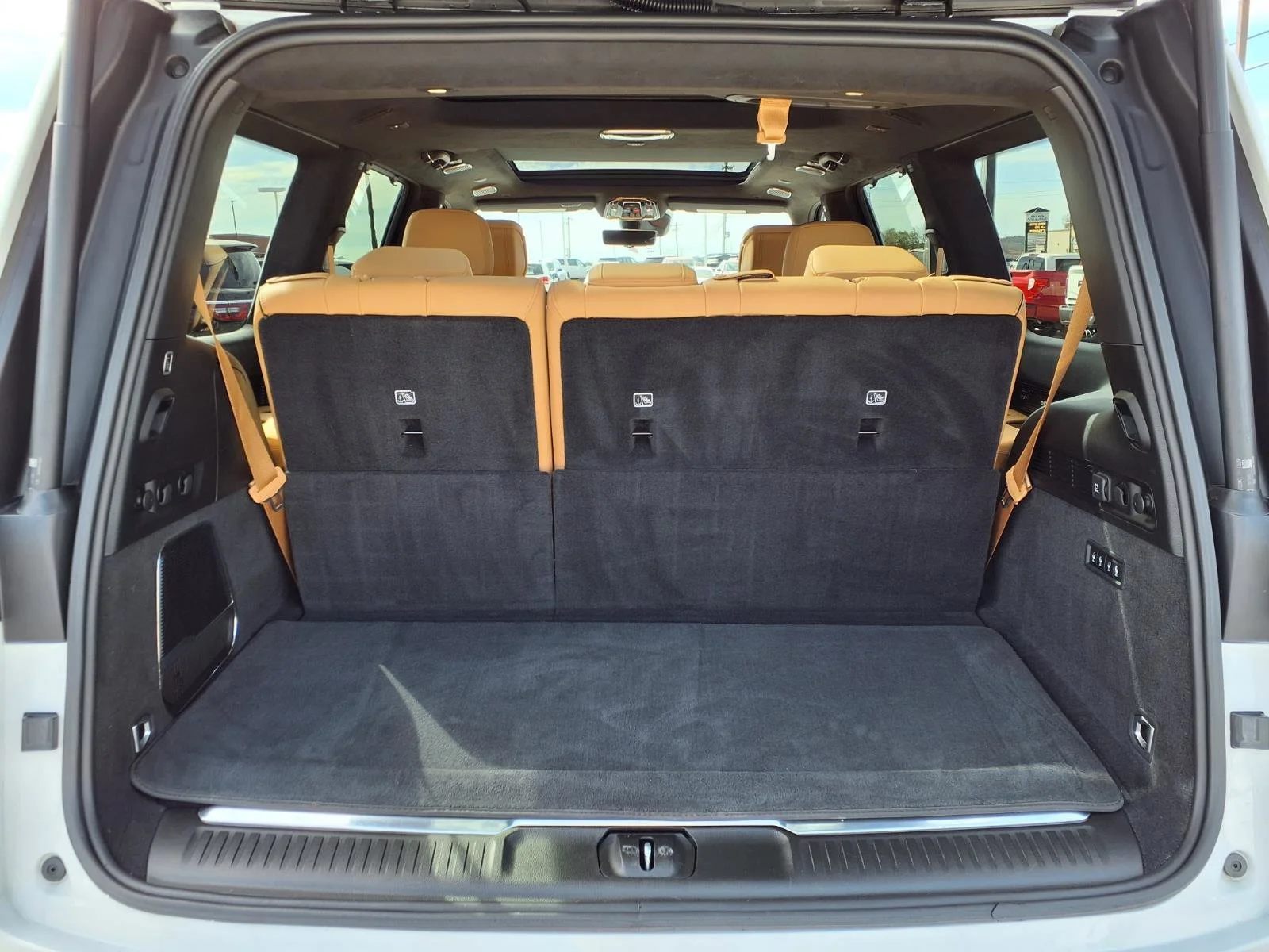 Used 2024 Bright White Clearcoat Jeep Series III image 19