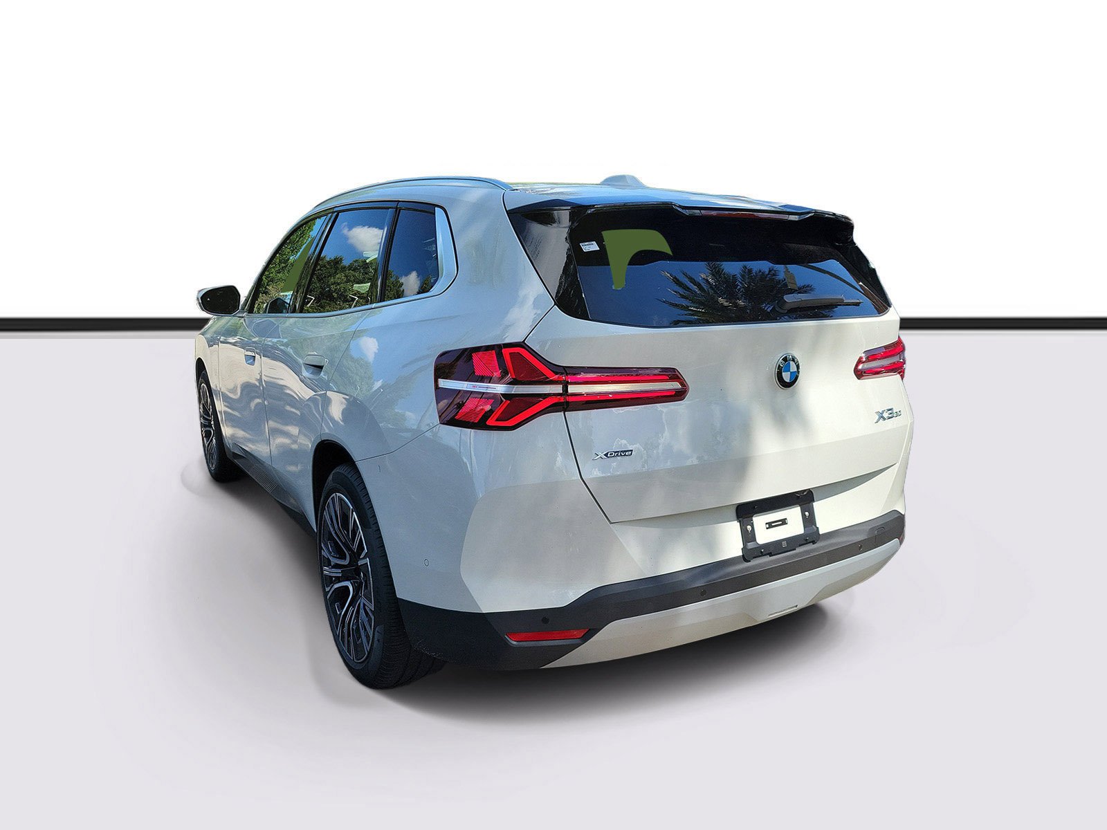 New 2026 Alpine White BMW 30 xDrive image 3