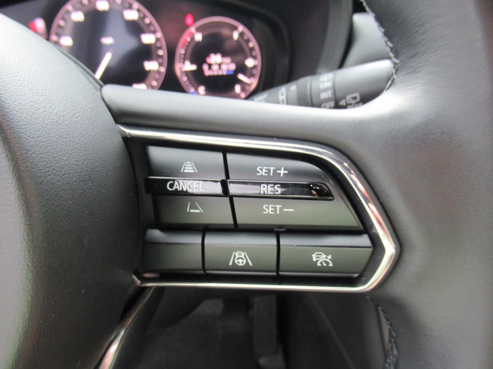 Used 2025 White Mazda 3.3 Turbo Premium Plus image 23