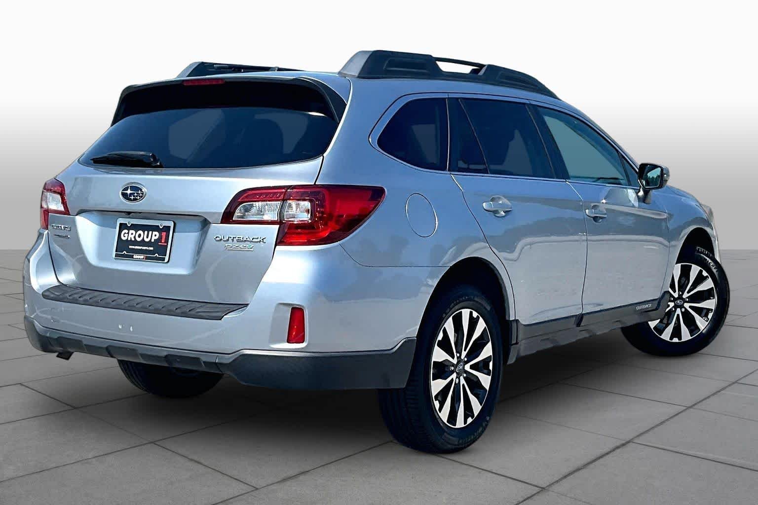 Used 2015 Ice Silver Metallic Subaru 2.5i Limited image 13