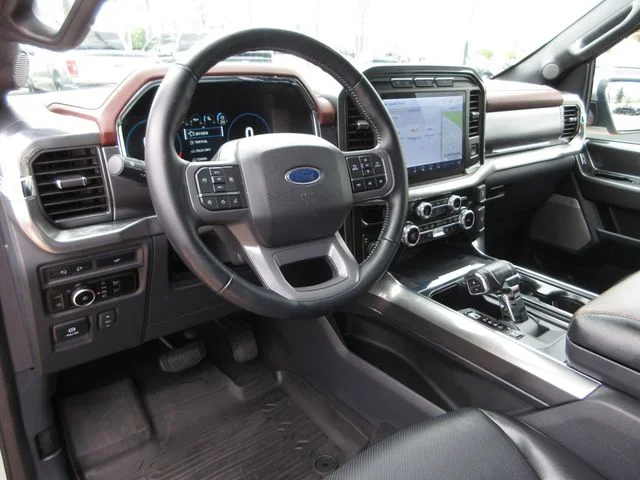 Certified Used 2023 Avalanche Ford Lariat image 13