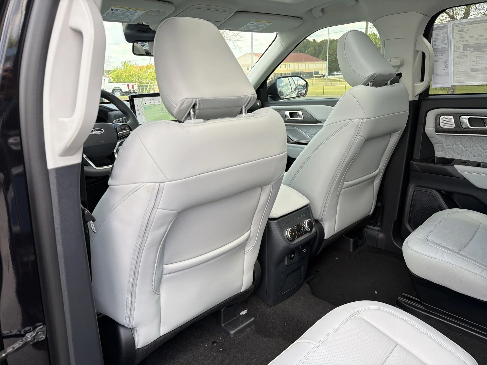 New 2026 Agate Black Metallic Ford Platinum™ image 22