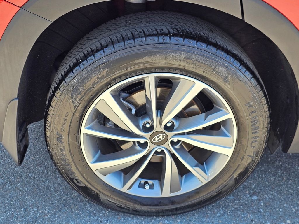 Used 2020 Orange Hyundai Limited image 8