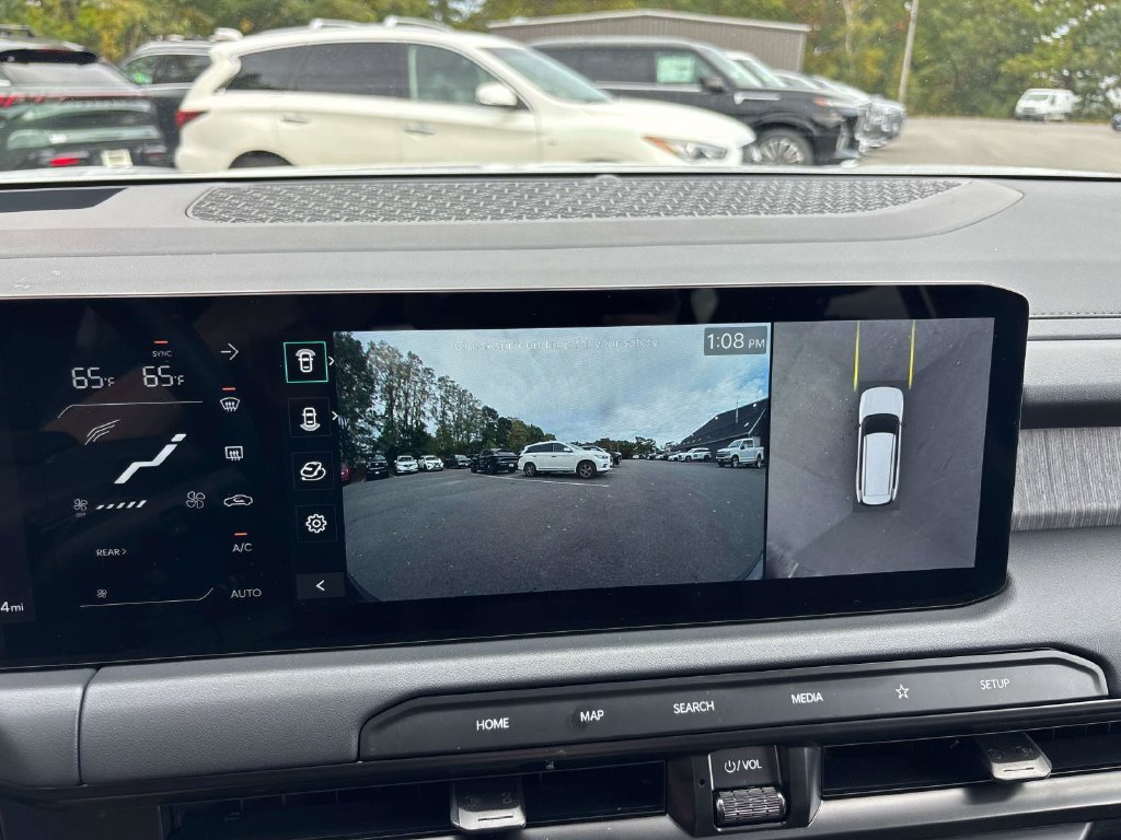 Used 2027 White Kia X-Line SX-Prestige image 28