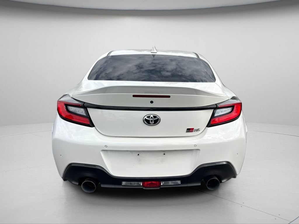 Used 2022 Halo Toyota Premium image 8