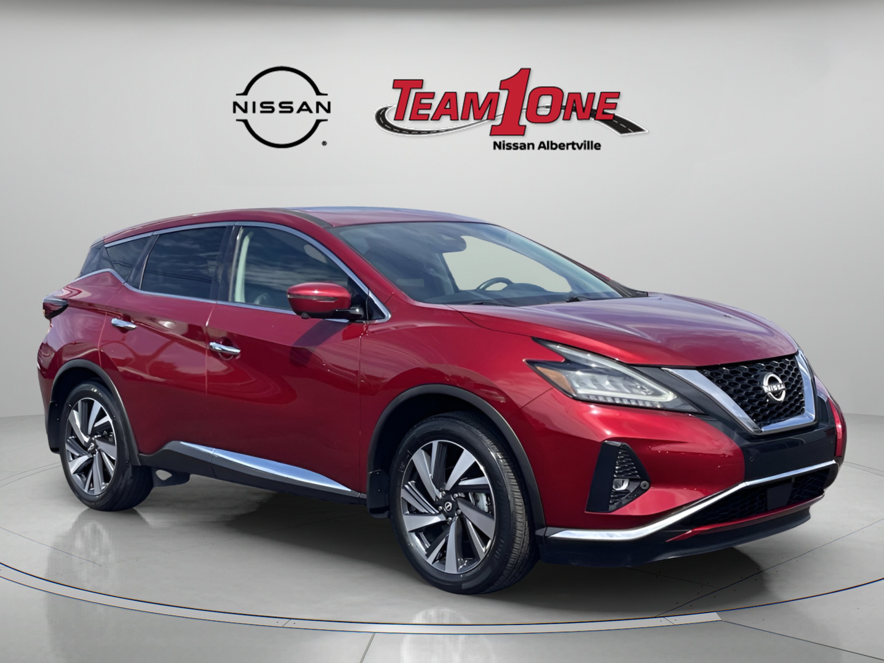 Used 2023 Red Nissan SL image 1
