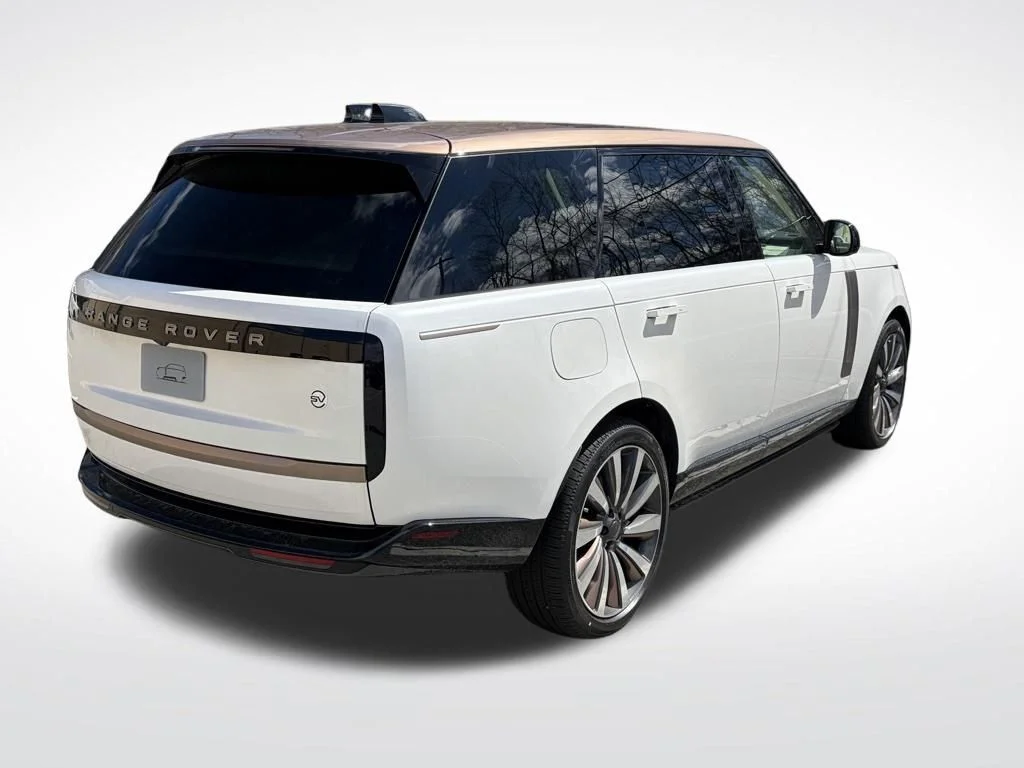 New 2026 White Land Rover SV image 8