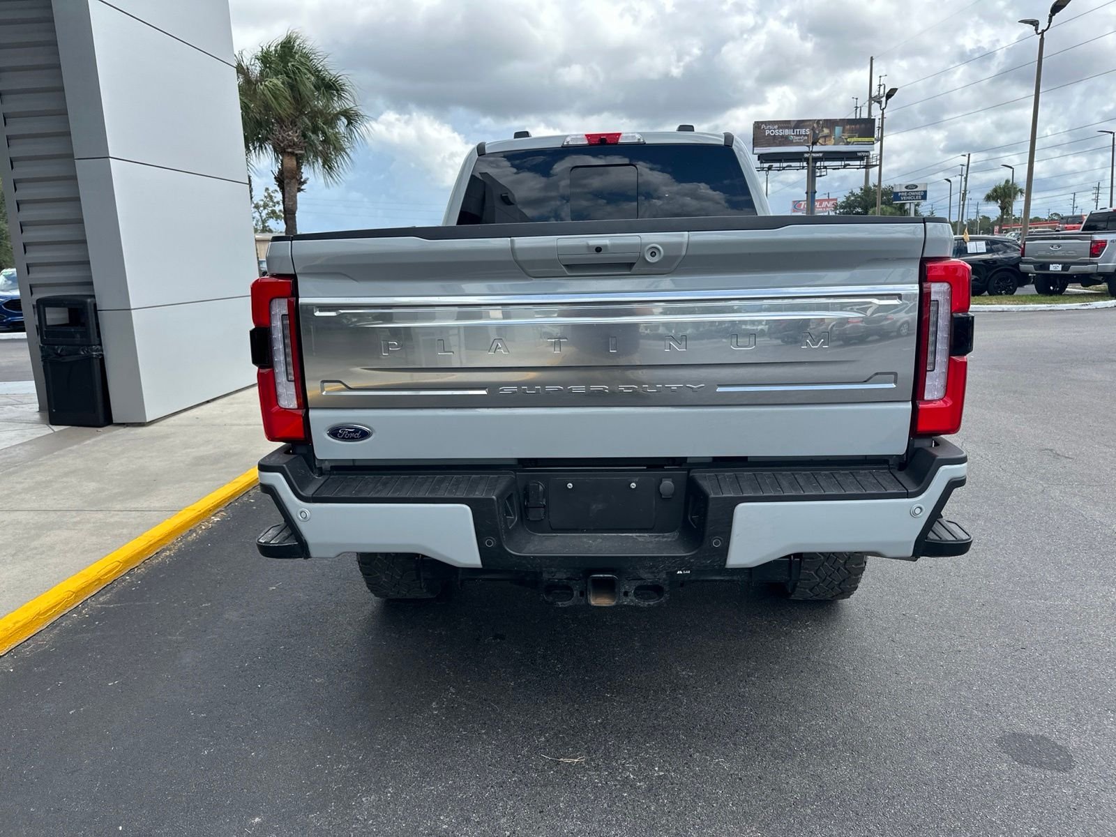 Used 2026 Avalanche Ford Platinum image 4