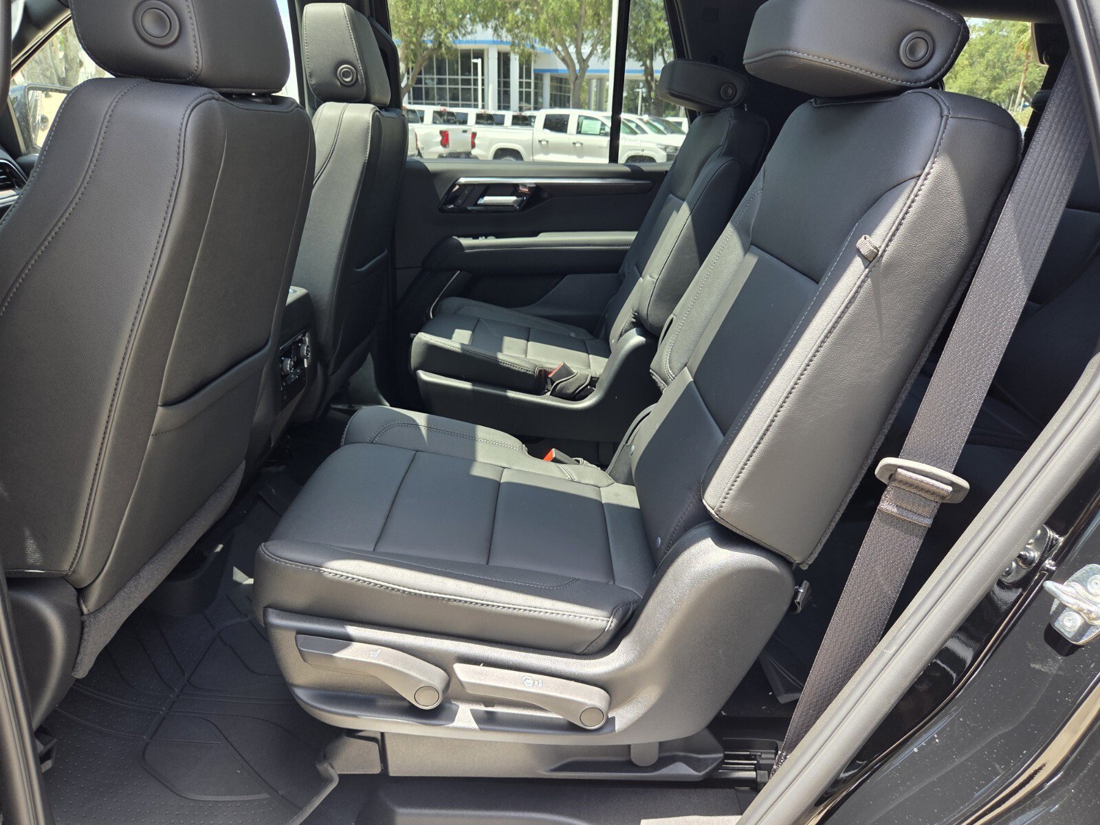 2026 Chevrolet Tahoe LT - Photo 21