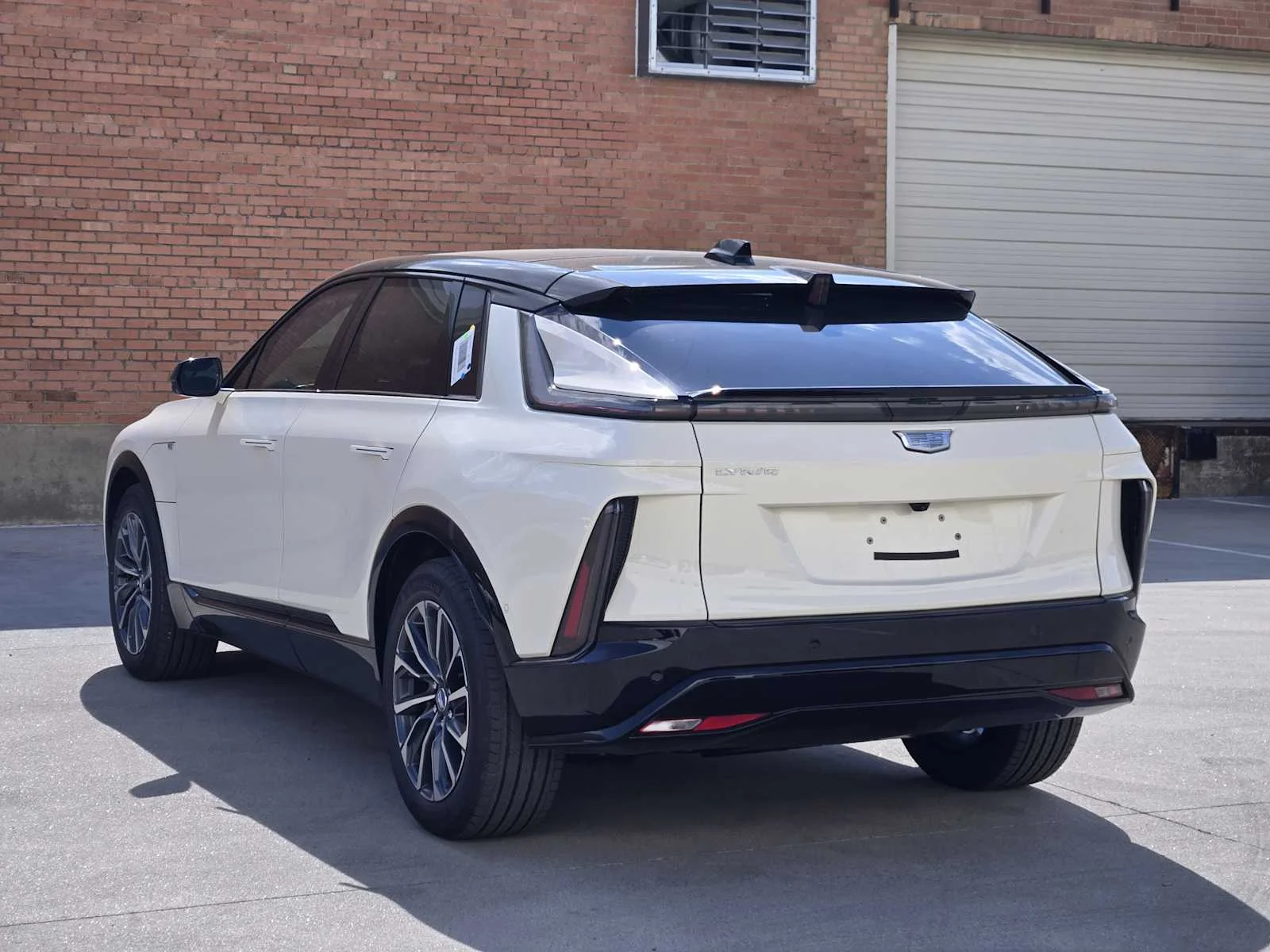 New 2027 Cashmere Cadillac Sport image 3
