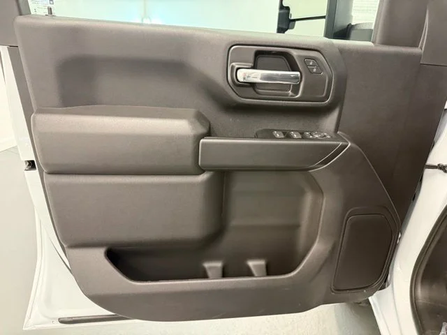 New 2026 Summit White GMC Pro image 12
