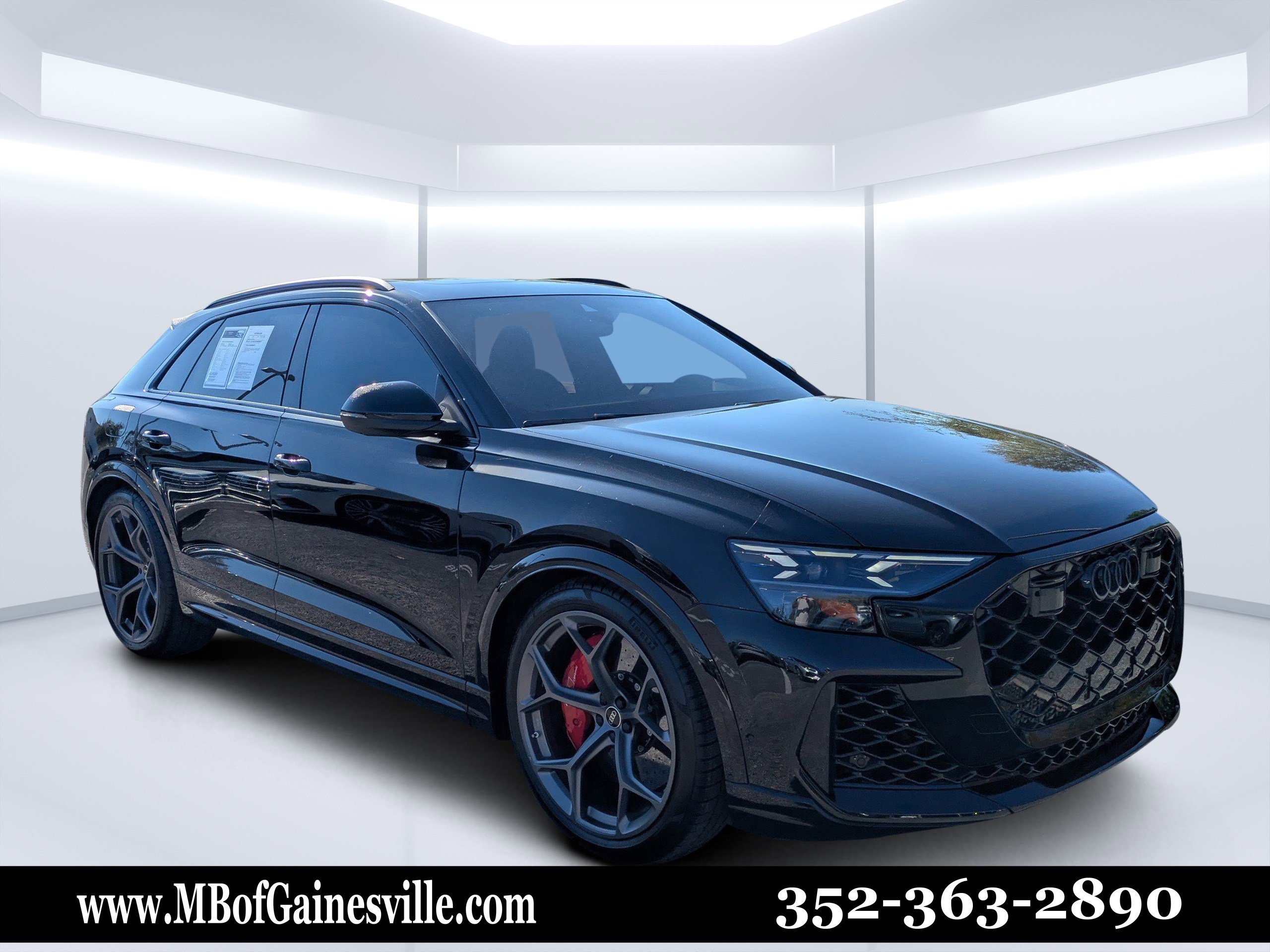 2025 Audi RS Q8 Base