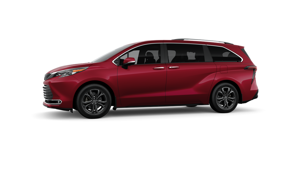 New 2026 Ruby Flare Pearl Toyota Platinum image 3