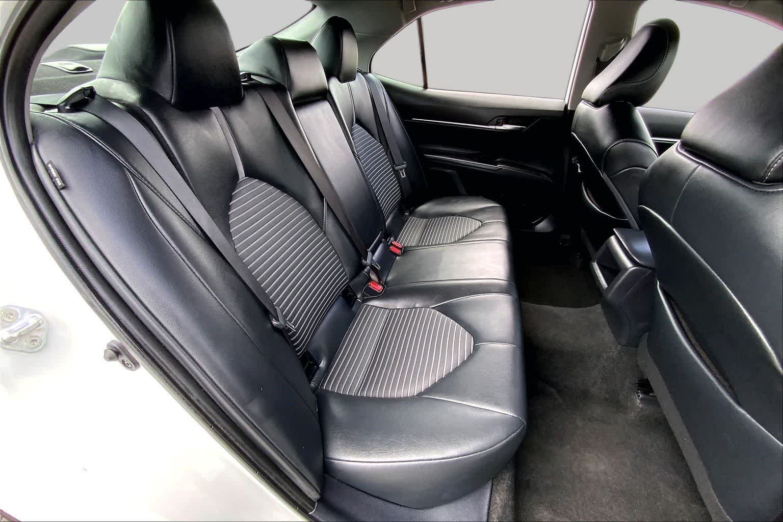 Used 2024 Ice Cap Toyota SE image 19