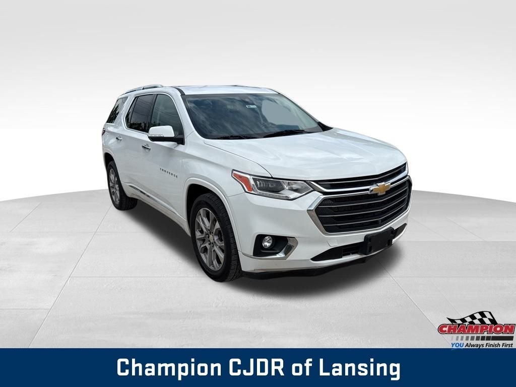 2021 Chevrolet Traverse Premier photo 3