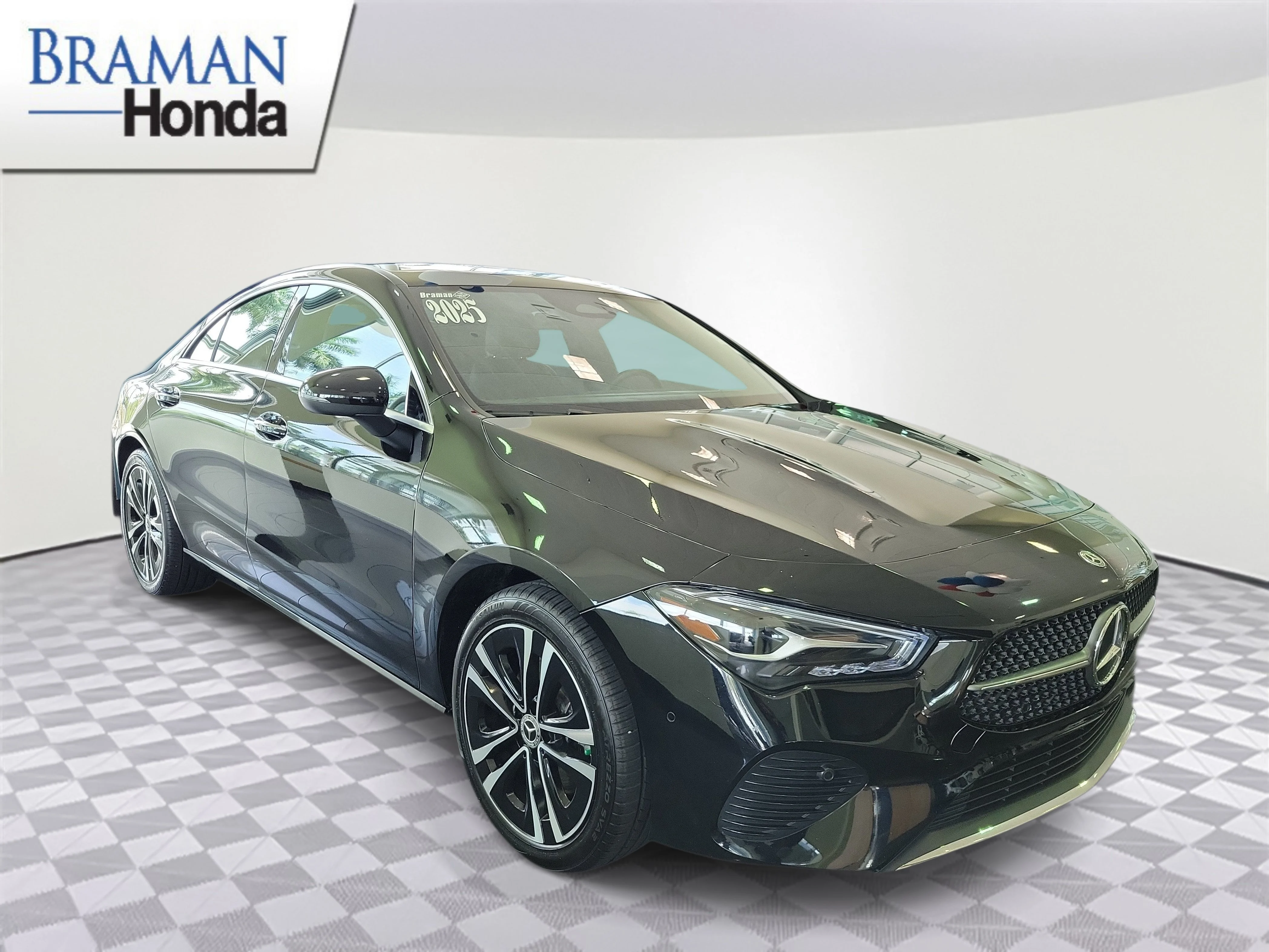 Used 2025 Night Black Mercedes-Benz CLA 250 image 2