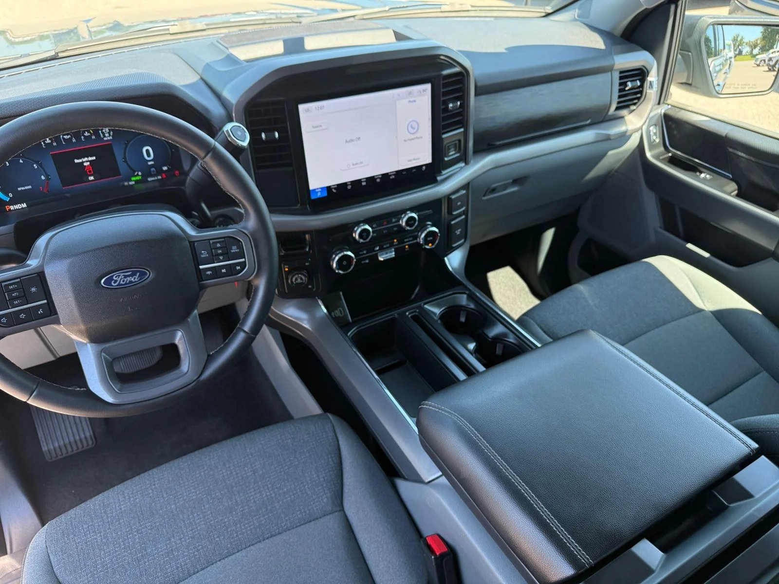Used 2025 Gray Ford XLT image 15