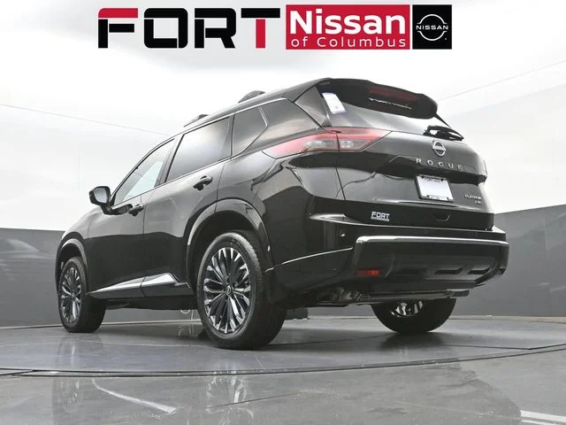 New 2026 Black Nissan Platinum image 38
