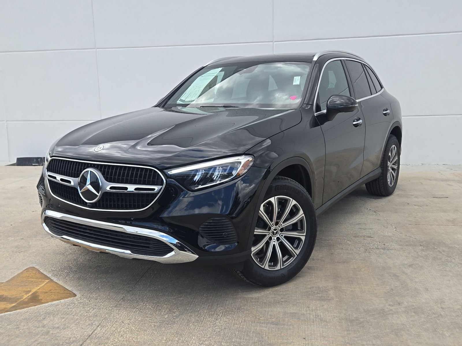 2026 Mercedes-Benz GLC Base