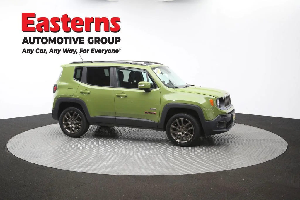 Used 2016 Green Jeep Latitude image 50