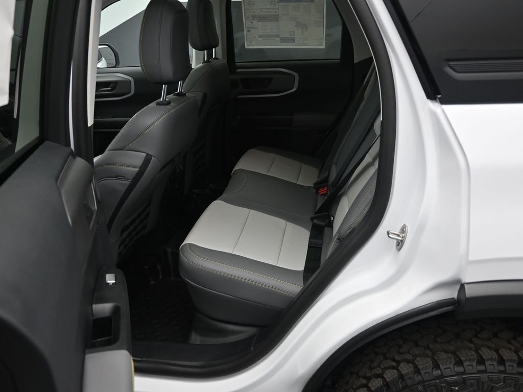 New 2026 Oxford White Ford Badlands image 19