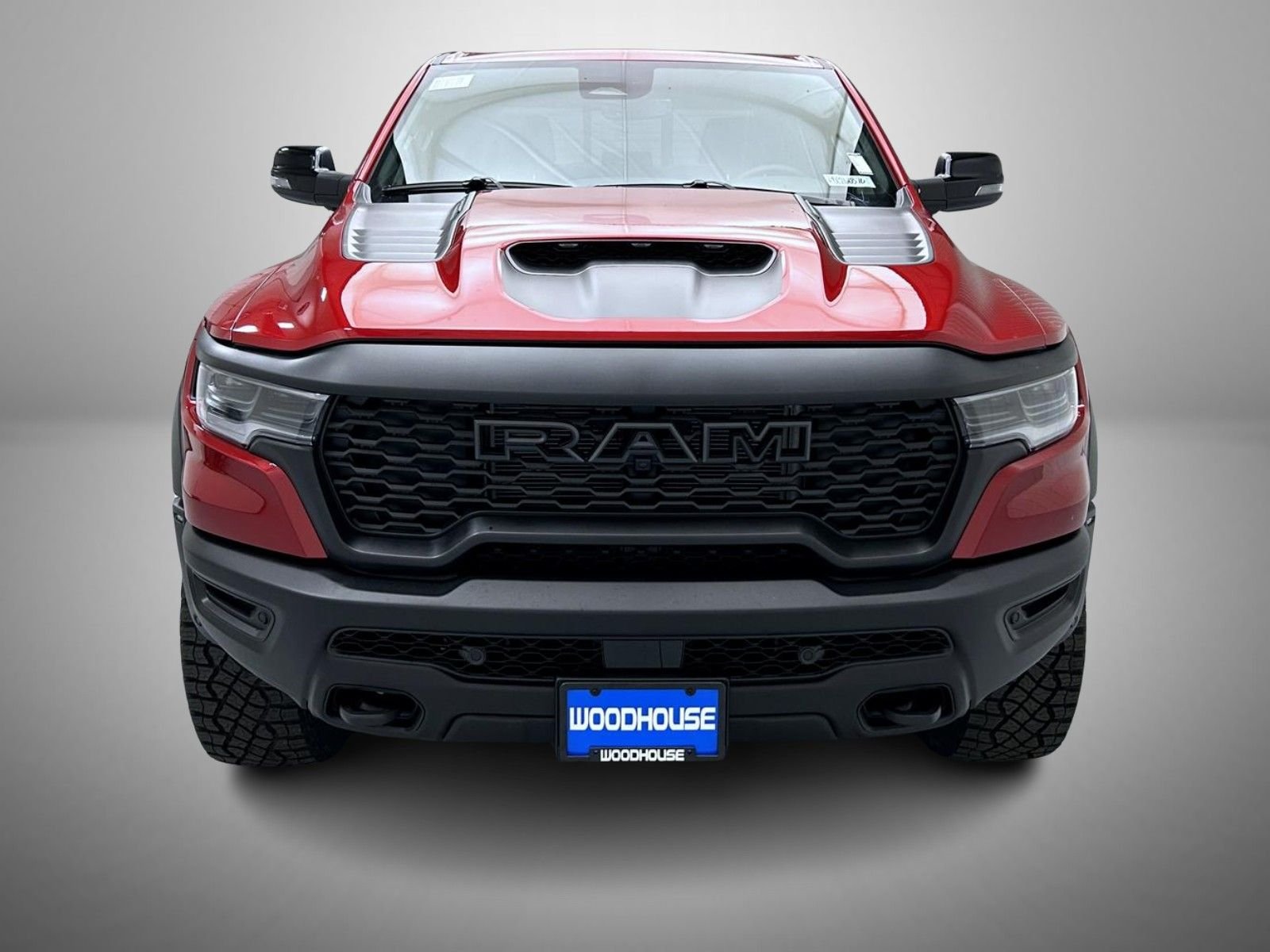 New 2026 Molten Red Pearl-Coat Exterior Paint RAM RHO image 2